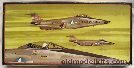 AMT-Hasegawa 1/72 Mc Donnell RF-101C Voodoo - Camo/High Vis, A691-130 plastic model kit